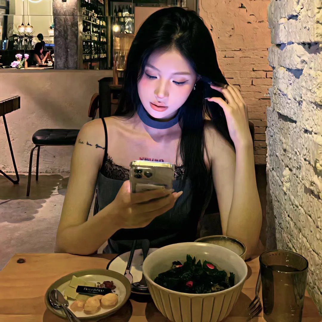 闺房淫娃